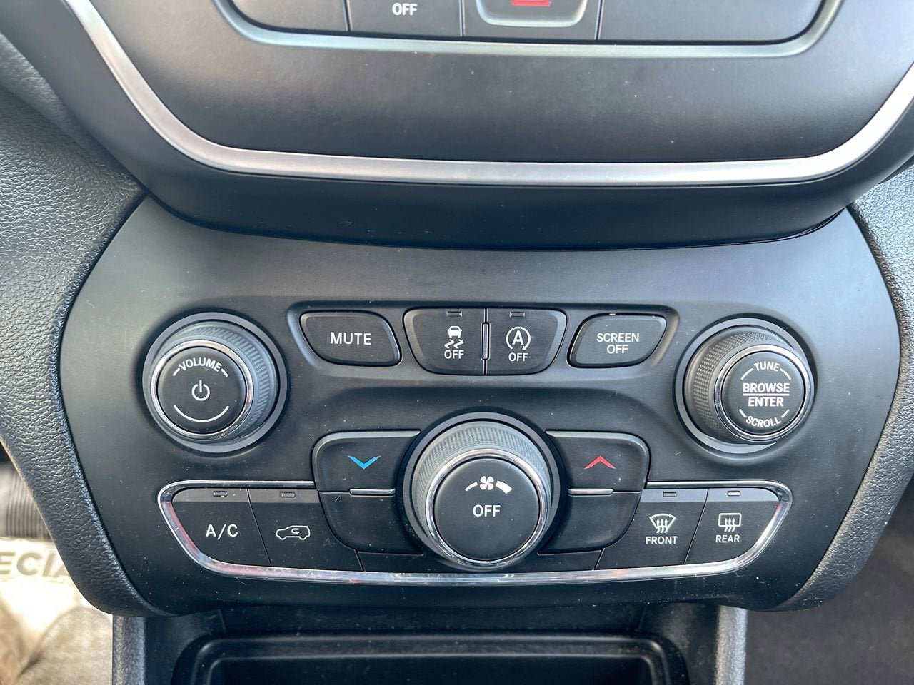 2019 Jeep Cherokee Altitude