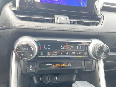 2023 Toyota RAV4 Hybrid LE