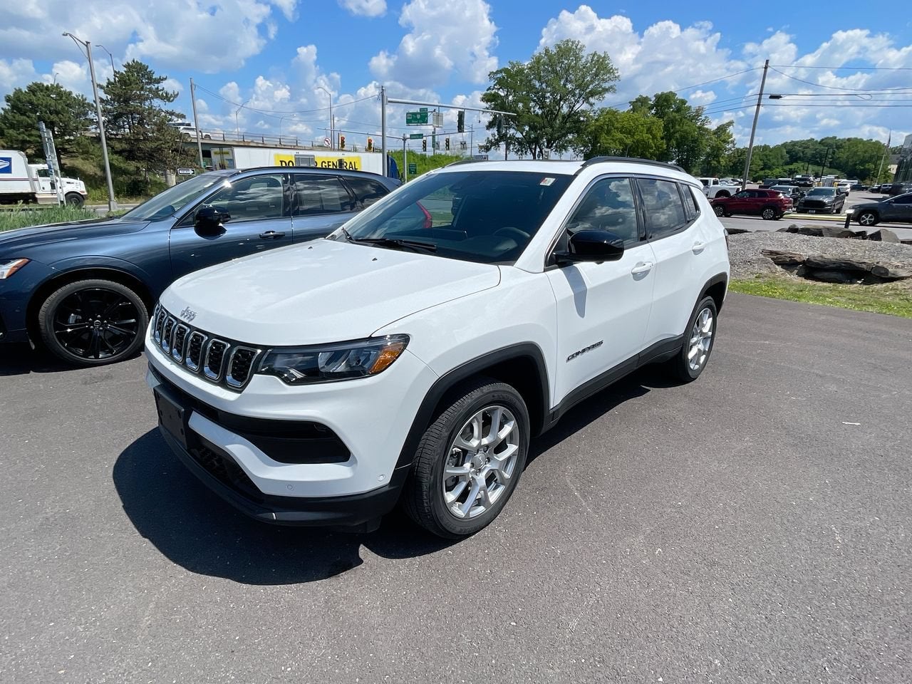 2024 Jeep Compass Latitude Lux