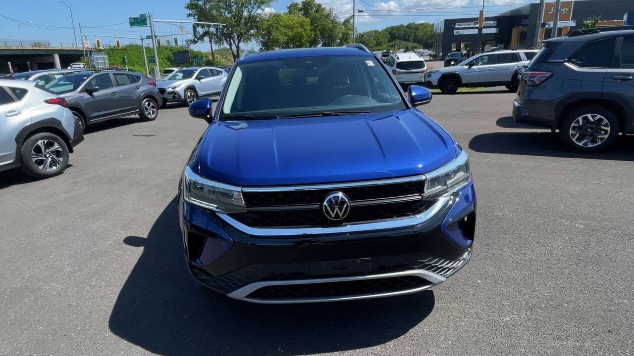 2023 Volkswagen Taos SE