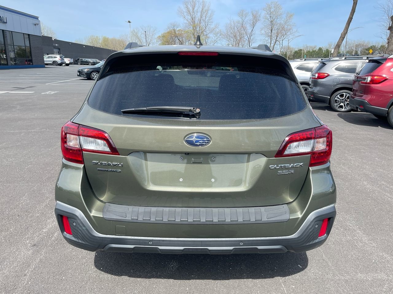 2018 Subaru Outback Touring