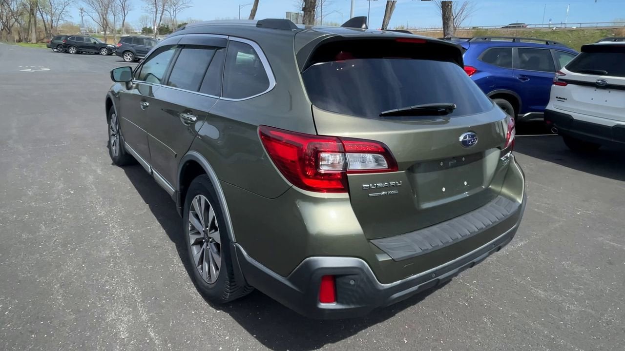 2018 Subaru Outback Touring