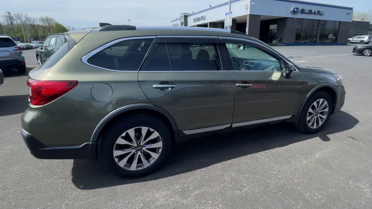 2018 Subaru Outback Touring