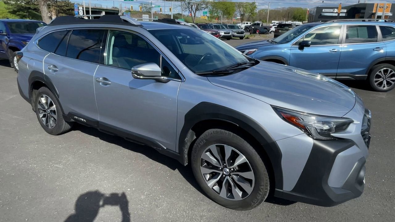 2023 Subaru Outback Touring XT