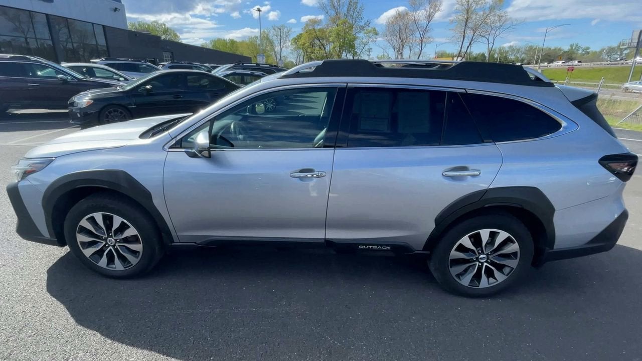 2023 Subaru Outback Touring XT
