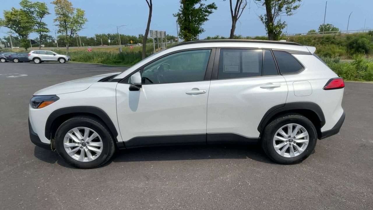 2023 Toyota Corolla Cross LE