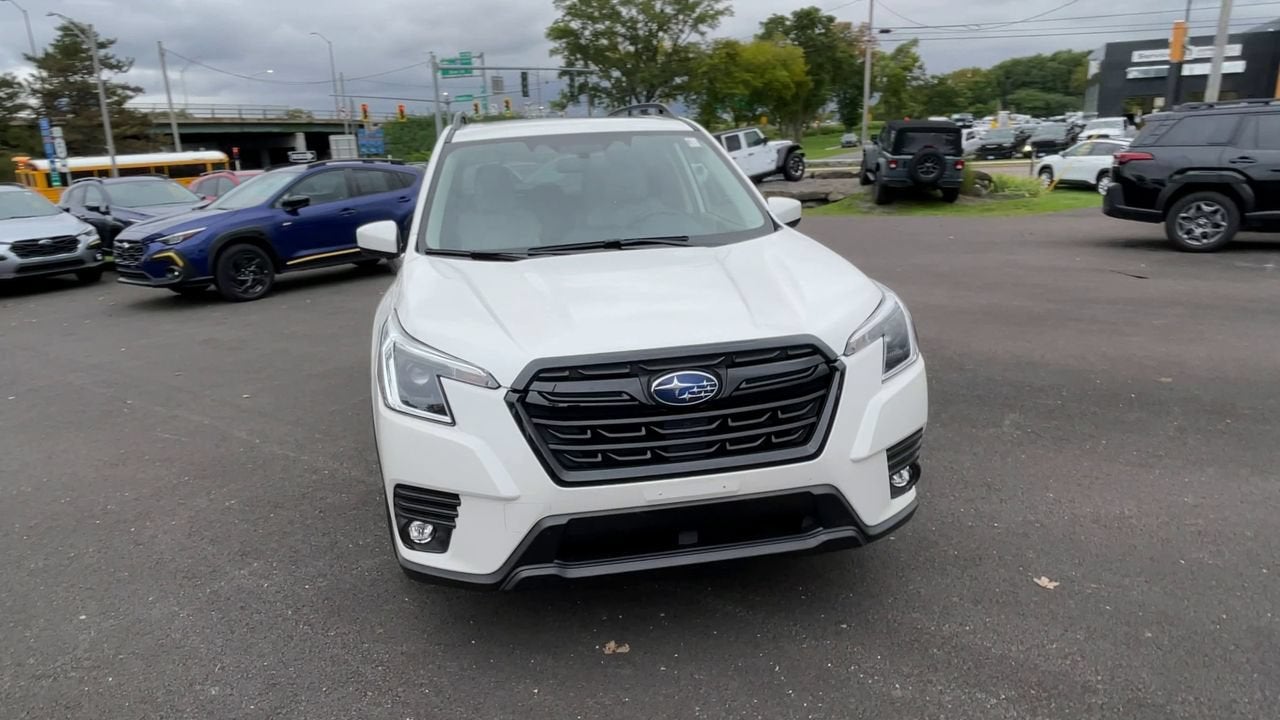 2024 Subaru Forester Premium
