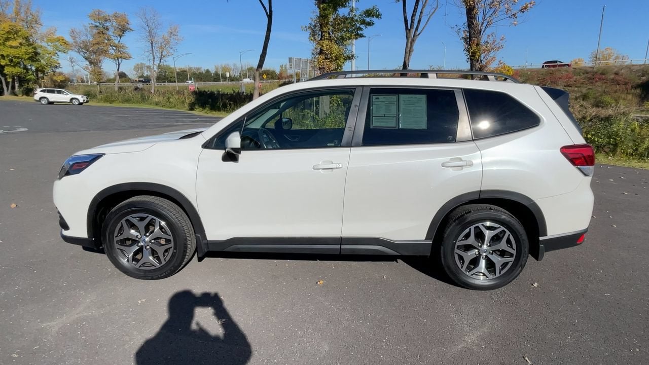 2024 Subaru Forester Premium