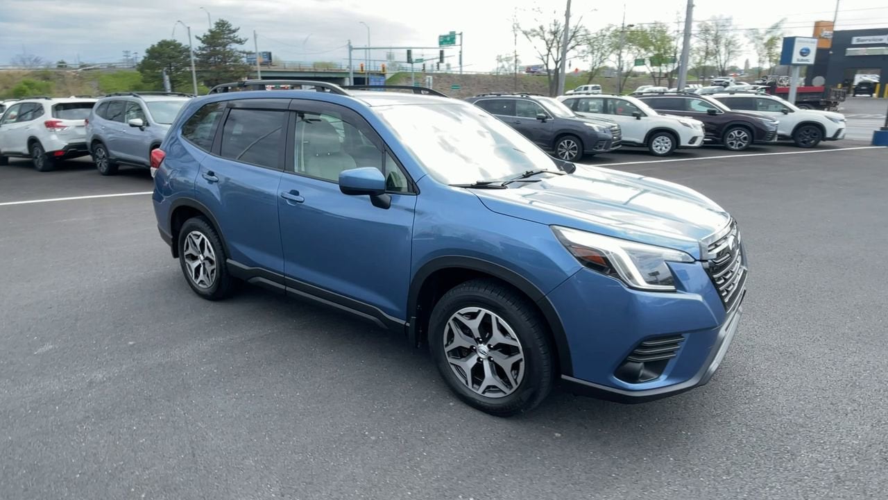 2023 Subaru Forester Premium