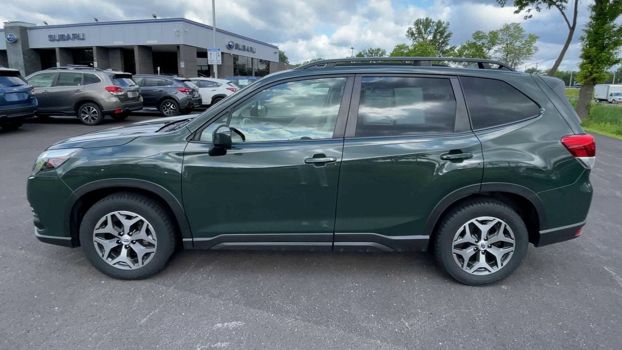 2022 Subaru Forester Premium