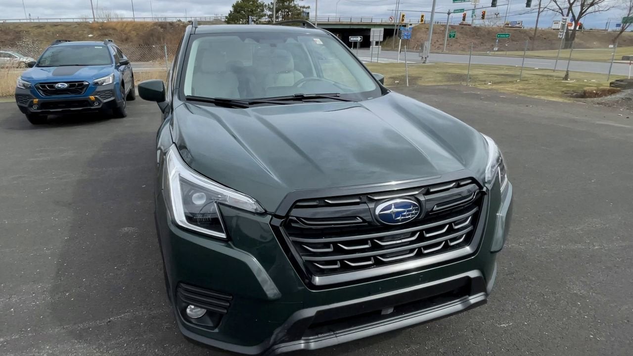 2023 Subaru Forester Premium
