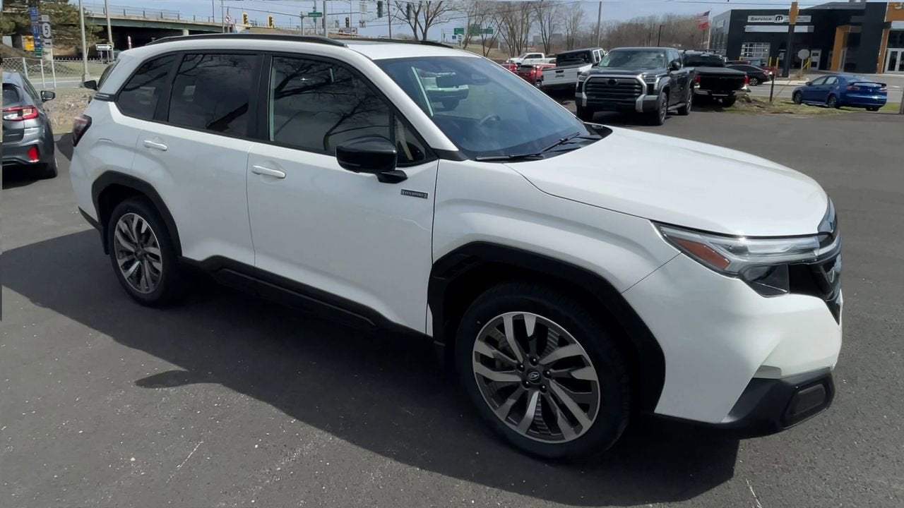 2025 Subaru Forester Touring Hybrid