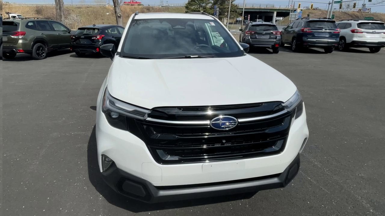 2025 Subaru Forester Touring Hybrid