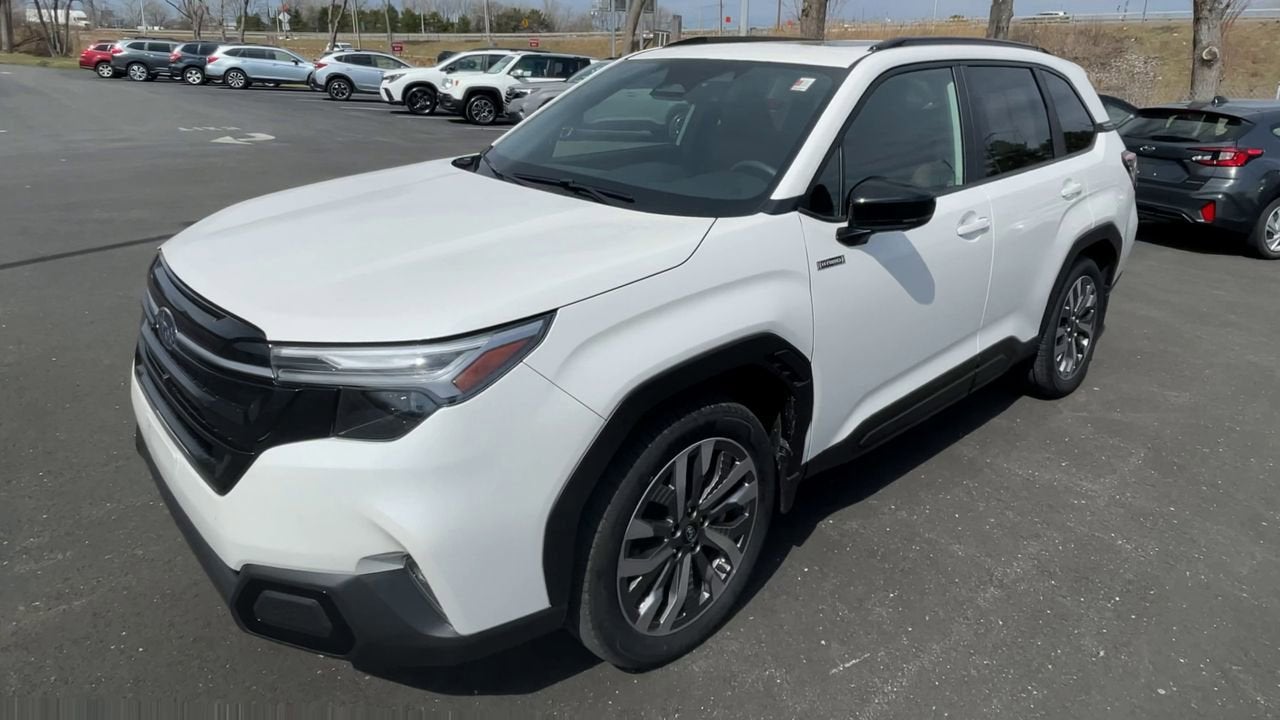 2025 Subaru Forester Touring Hybrid