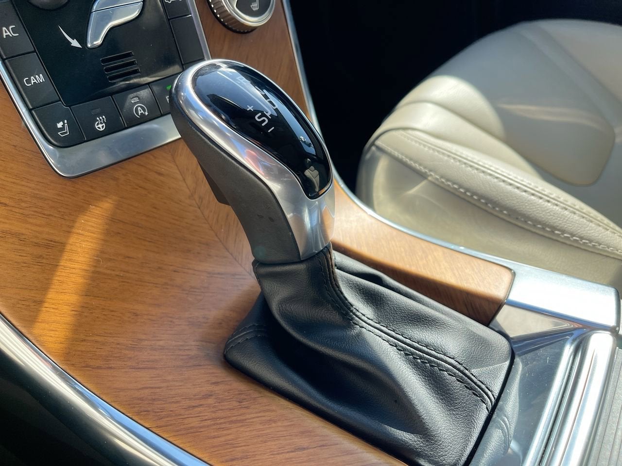 2017 Volvo XC60 Inscription