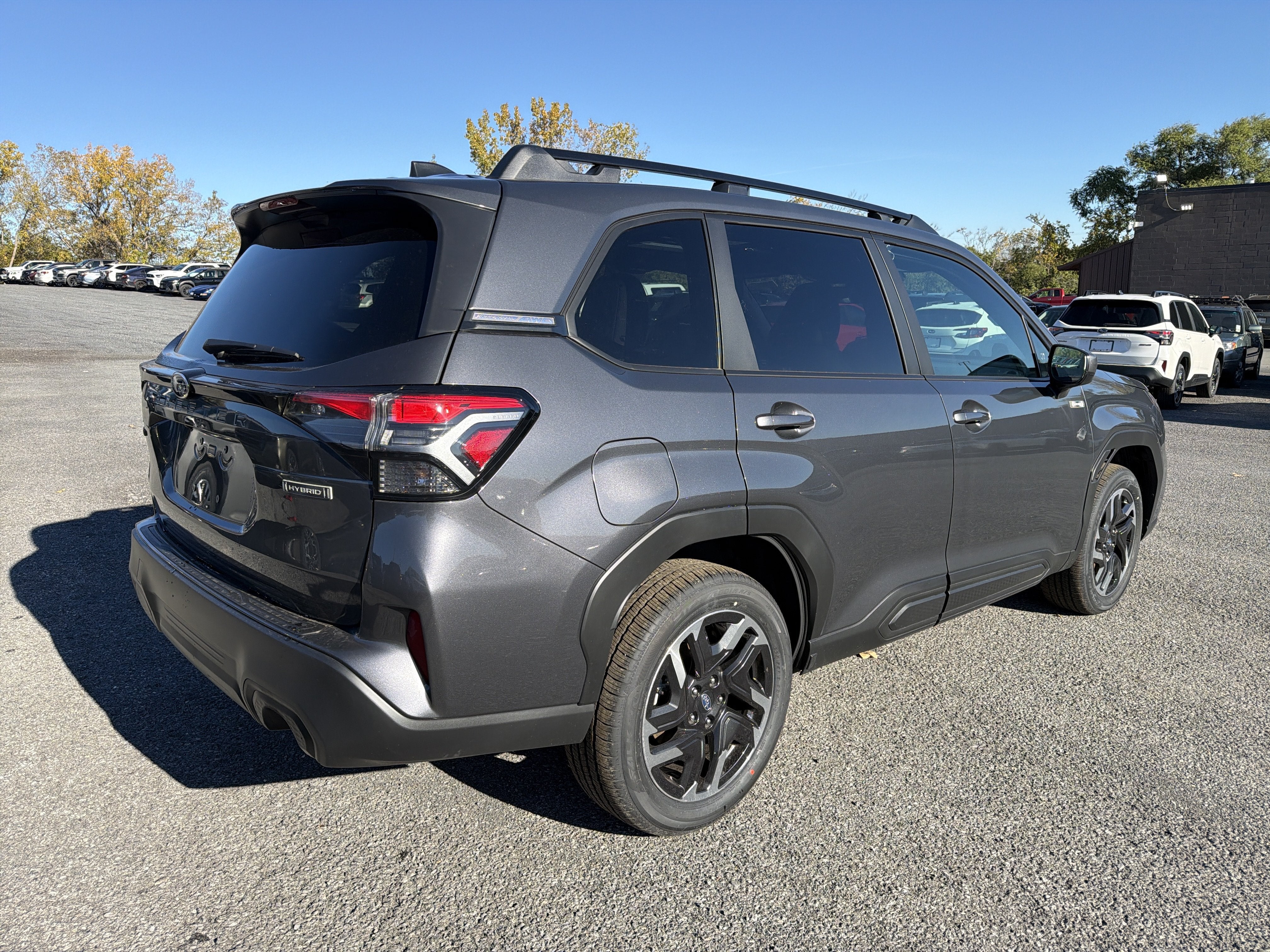 2026 Subaru FORESTER Premium Hybrid